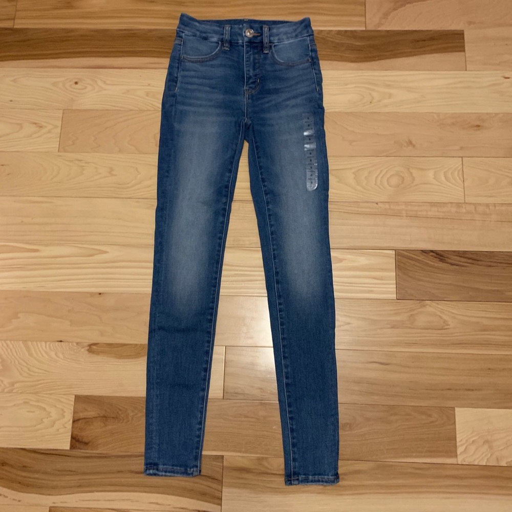 AE Medium Wash Jeggings
